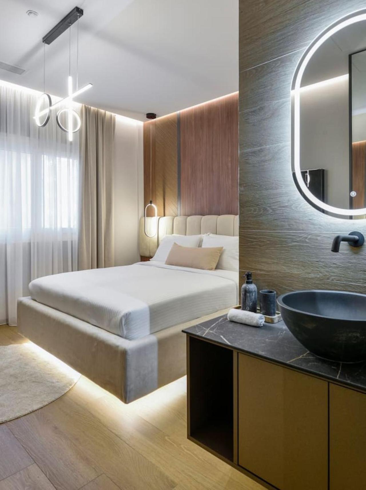 Appartement Aristotelian Virtues - Evlaveia *